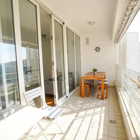 Apartament White
